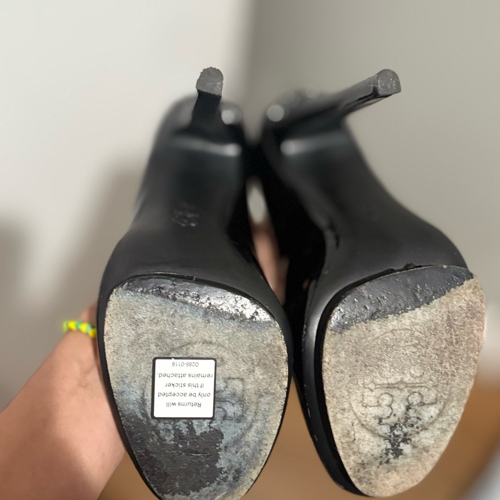 Gently used TORY BURCH platform heels. - Picture 4 of 4